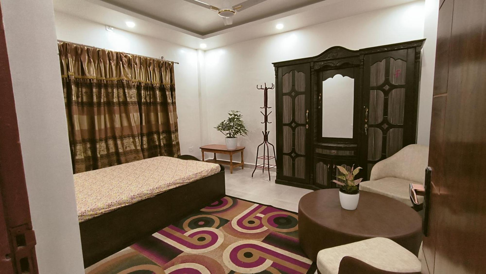 2Bhk Rental Apartment بهاراتبور المظهر الخارجي الصورة