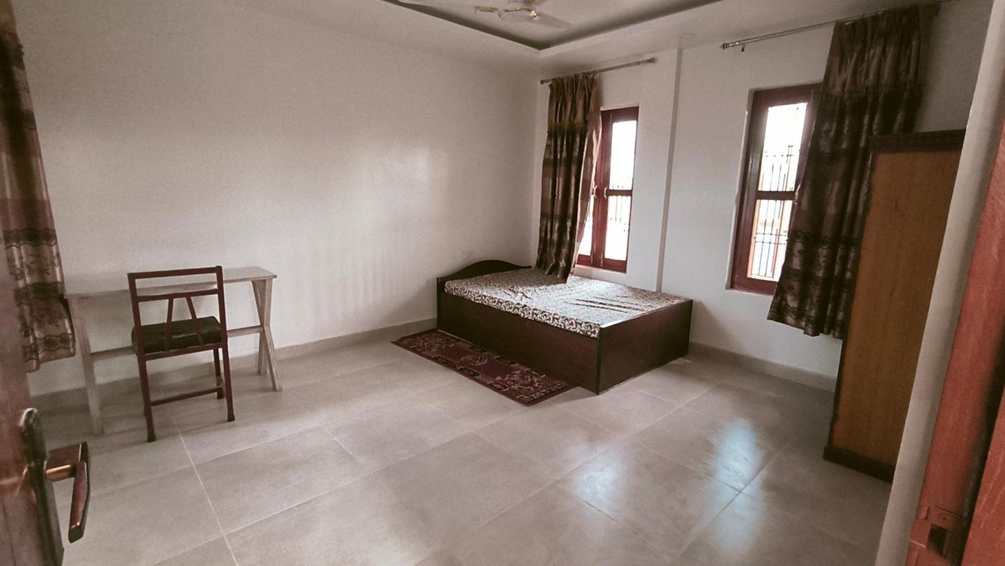 2Bhk Rental Apartment بهاراتبور المظهر الخارجي الصورة